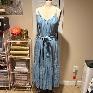 EUC Loft Denim chambray maxi dress with tie